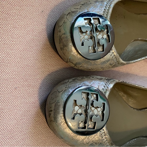 Tory Burch metallic python flats - Picture 6 of 7